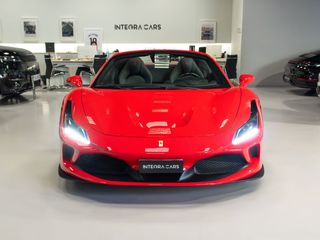 Ferrari F8 Spider