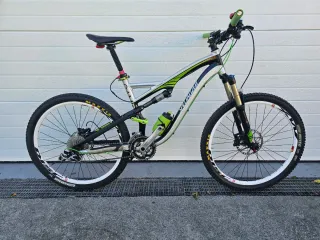 Bicicleta MTB Specialized