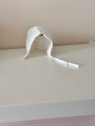 Capota de bebé blanca