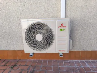 Servicios de instalación y mantenimiento,