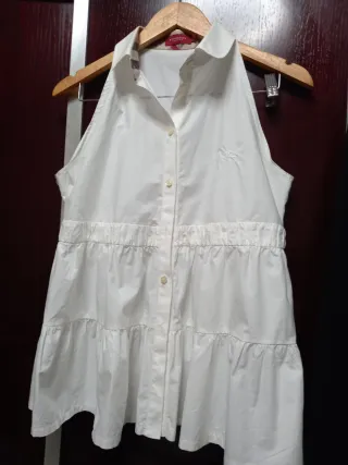 Blusa Burberry Blanca sin Mangas