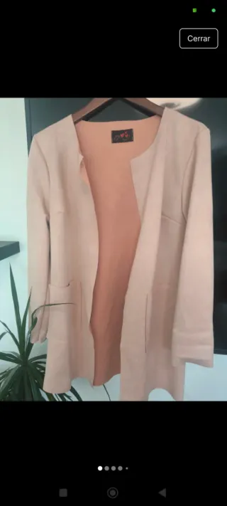 Chaqueta fina ante sintético beige/rosa