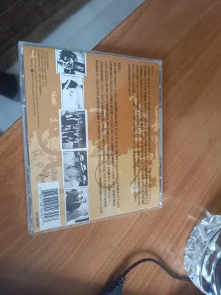 CD Caracter Latino 2000 - 40 Grandes Éxitos