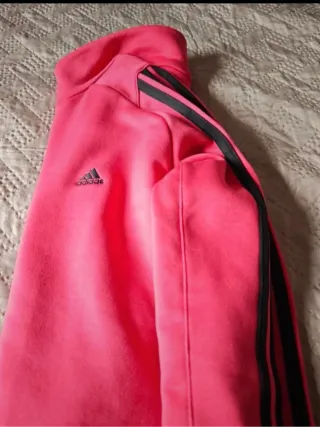 Sudadera Adidas Rosa con Rayas Negras