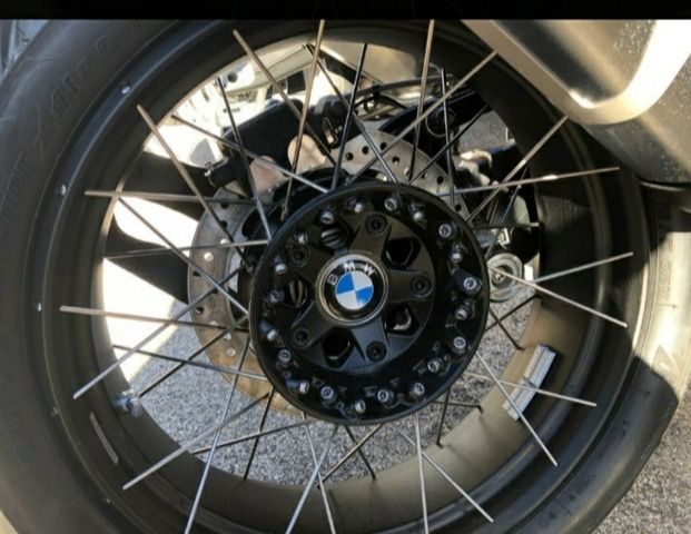 Tapa Buje Moto BMW R12 RnineT 1x5,5€ y 2x10€