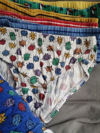 19 slips 122cm y 128cm