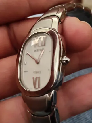Reloj Seiko Vivace Mujer Plata y Blanco