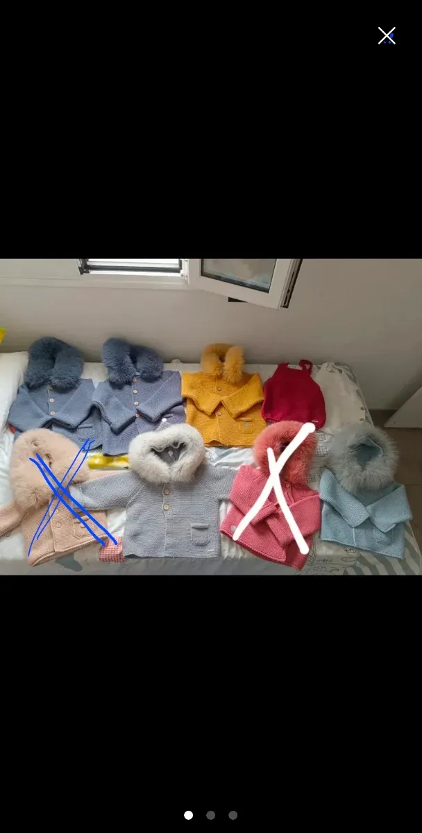 Abrigos de punto para bebé con capucha Pangasa.