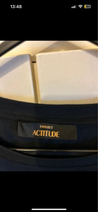 T-shirt nera Twin Set con stampa rosa