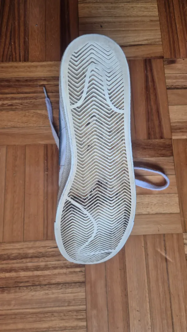 Nike Blazer Mid 77 Blancas Talla 40