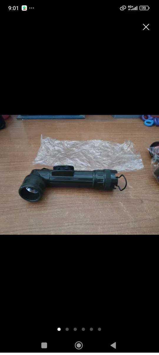 Linterna angular militar