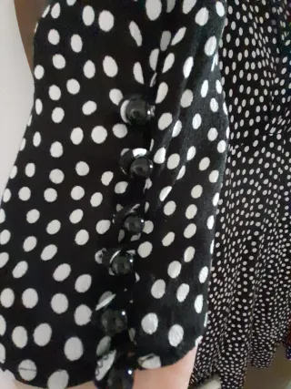 Vestido negro lunares blancos talla M