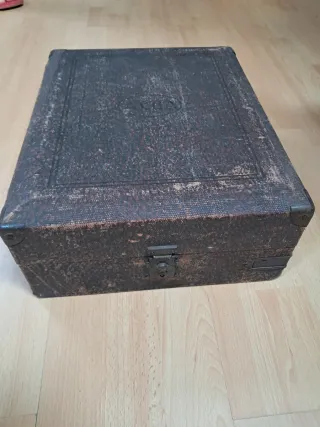 Gramófono antiguo ( NO ESTAFADORES )