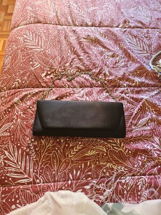 Bolso de mano negro para fiestas