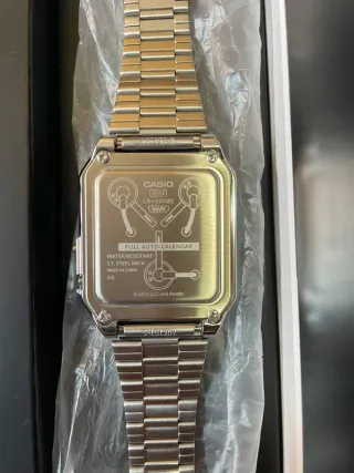Casio "Regreso al Futuro" Reloj Calculadora