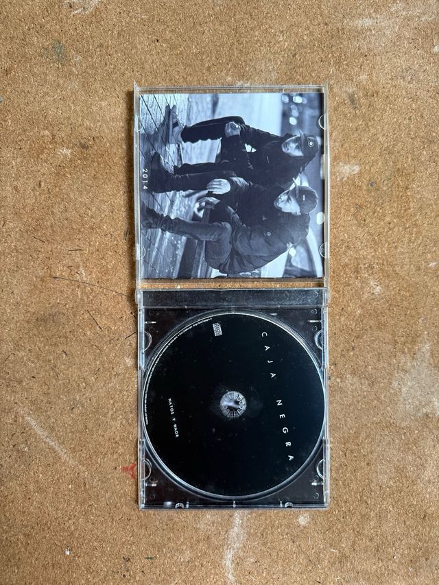 Caja Negra Natos y Waor