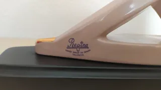 Figura Regina - Cerámica hecha a mano