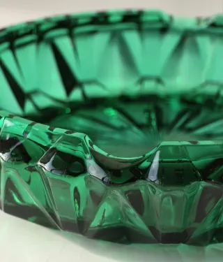 Posacenere vintage in vetro verde