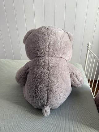 Oso de peluche gris grande