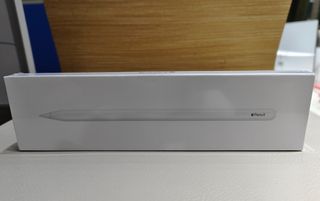 Apple    pencil    2