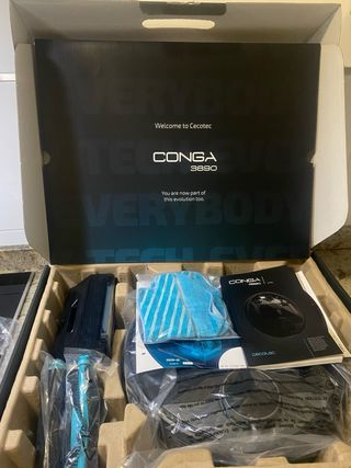 Conga Cecotec 3890 Robot Aspirador.