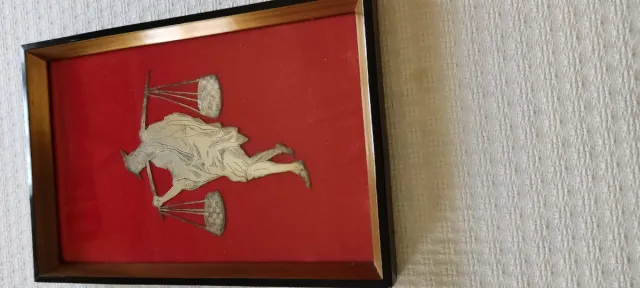 Cuadro Plata Ley Figura Hombre con Cestas