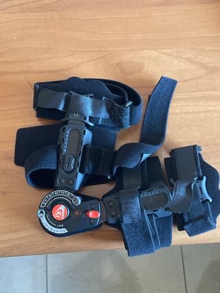 Ortesis de codo DERECHO articulada ajustable