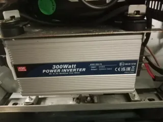 Inversor de Corriente 300W 24VDC a 230VAC