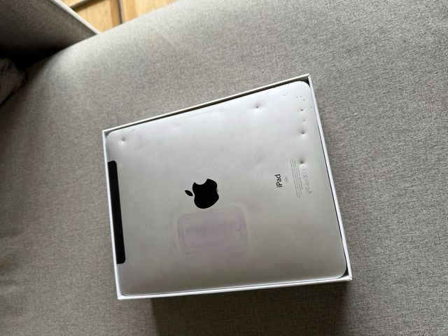 iPad di prima generazione da 32 GB nero