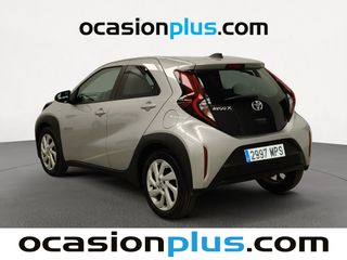 Toyota Aygo X Cross 1.0 VVT-I Play 53 kW (72 CV)