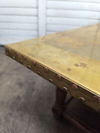 Mesa antigua latón y madera