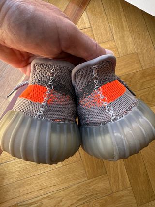 Adidas Yeezy Boost 350 V2 Beluga