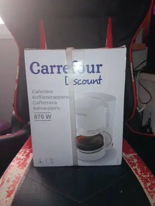 Cafetera Carrefour Discount 870W