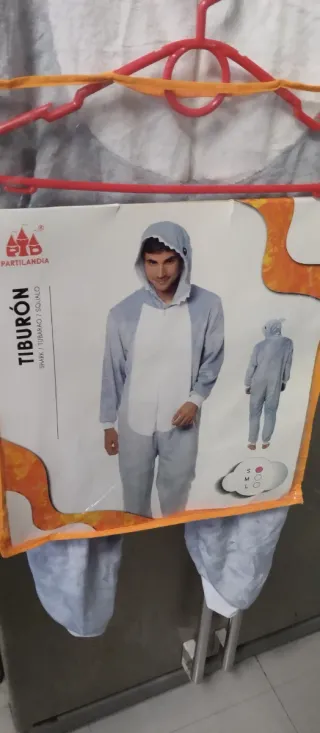 Pijama Tiburón Talla S un solo uso está nuevo