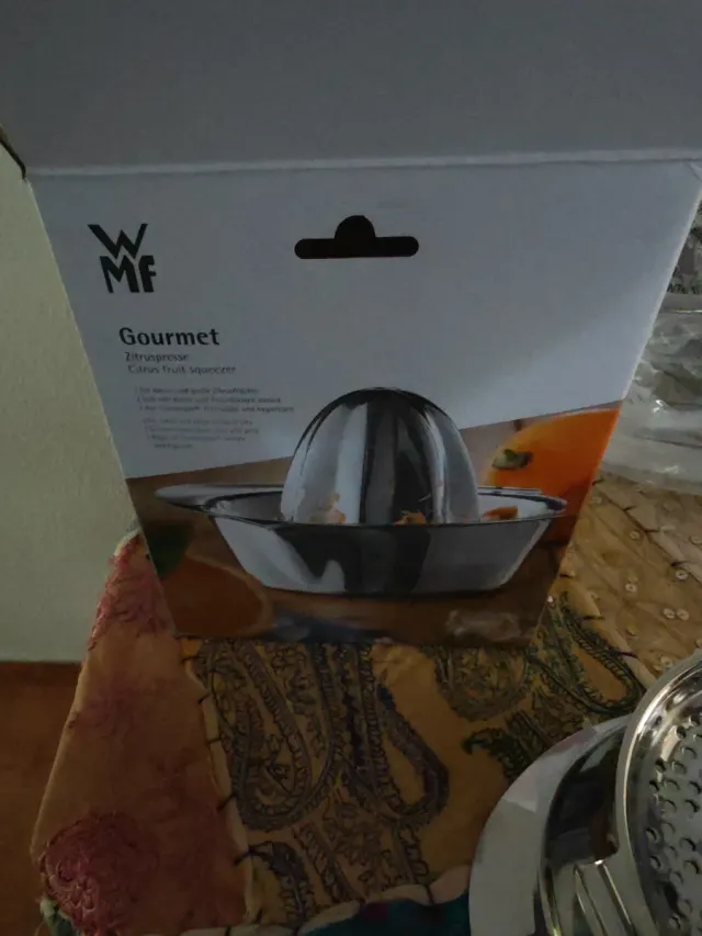 Exprimidor de naranjas y cítricos,13 cm acero inox