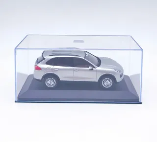 PORSCHE CAYENNE 1:43 MINICHAMPS