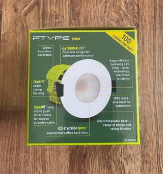 Foco LED F800 Luceco 8W IP65 Dimmable