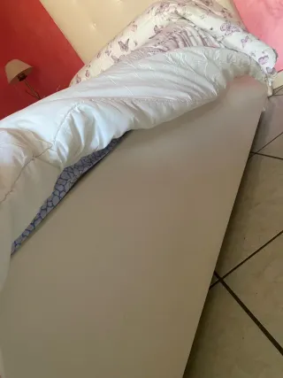 Letto singolo contenitore in pelle