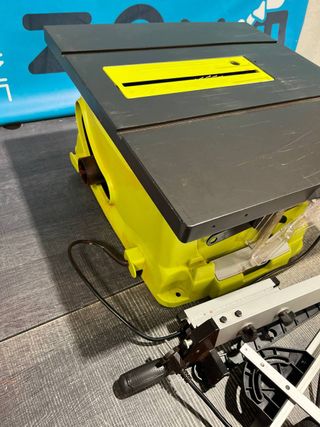 Sierra de mesa RYOBI de 1800 W RTS1800S-G