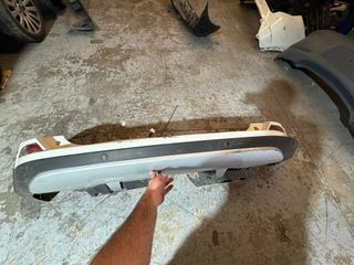 Paragolpes Trasero Toyota RAV4 2015