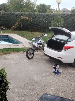 Moto de cross Husqvarna