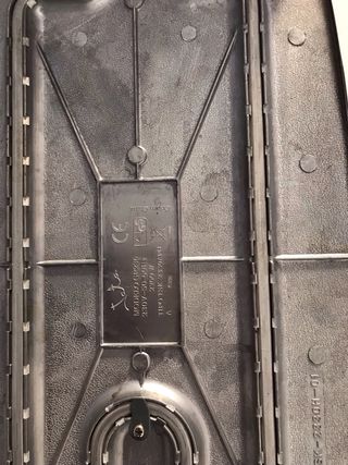 Plancha Eléctrica Jata Negra