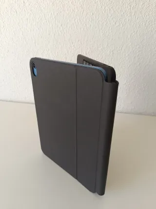 Teclado HOU iPad 10ª Gen Magnético Negro Trackpad