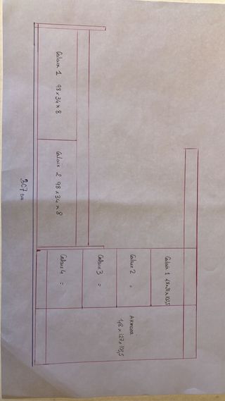 Habitación juvenil con litera, armario y accesorio