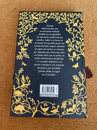 Diferentes libros en perfecto estado