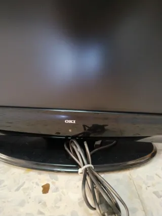 Televisor oki Negro
