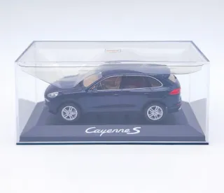 PORSCHE CAYENNE S 1:43 MINICHAMPS