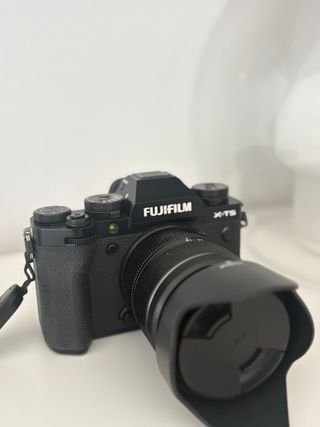 Fujifilm X-T5 + XF 18–55mm f/2.8–4 + filtros + 3