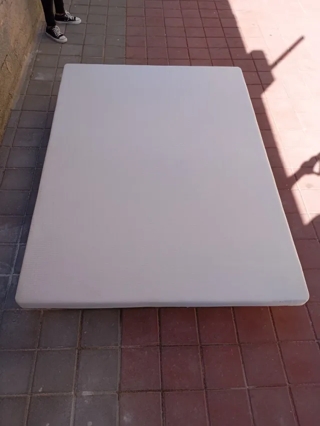 Base tapizada matrimonio beige