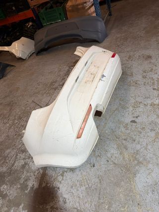Paragolpes Trasero Seat León 2010